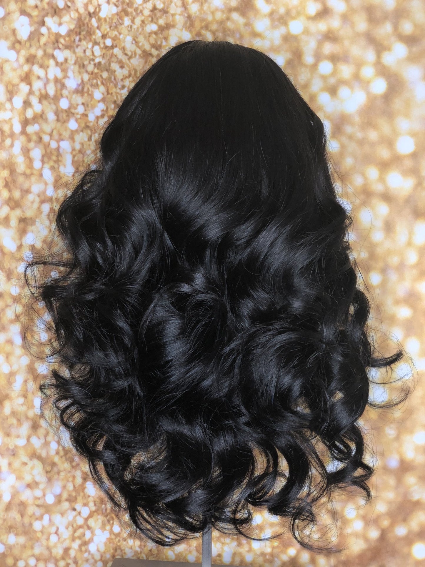 StylezbyGina WIGS CAMBODIAN WAVY UNIT 16IN W/LACE CLOSURE