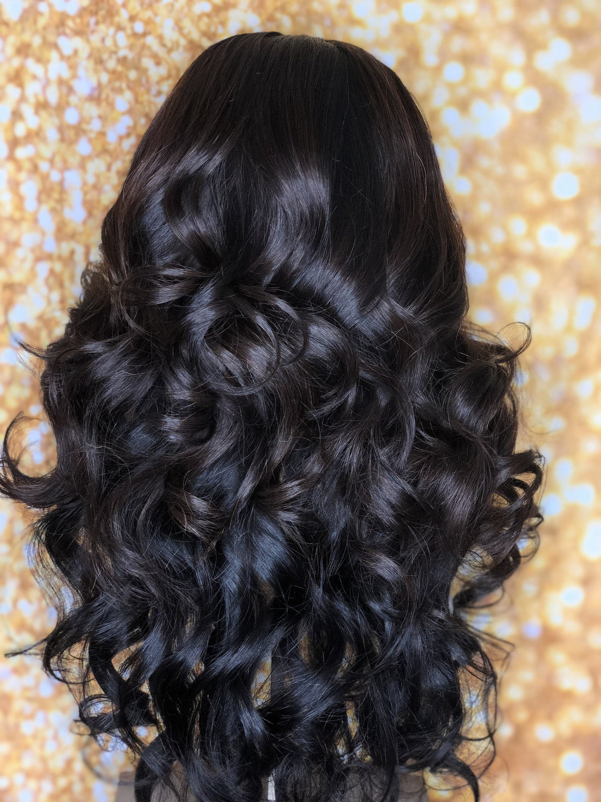 StylezbyGina WIGS CAMBODIAN WAVY W/HIGHLIGHTS 20IN